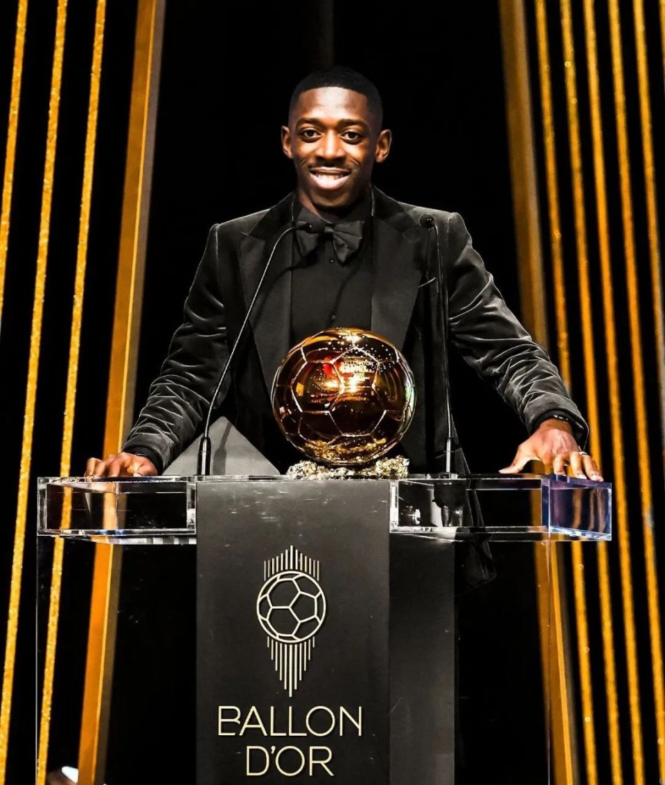 上海申花客场对阵广岛三箭，虽0-2落败，但有望晋级，展现顽强斗志，助力海港复仇。